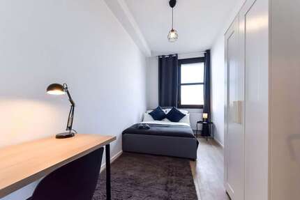 WG-Zimmer in München 700,00 € 12 m²