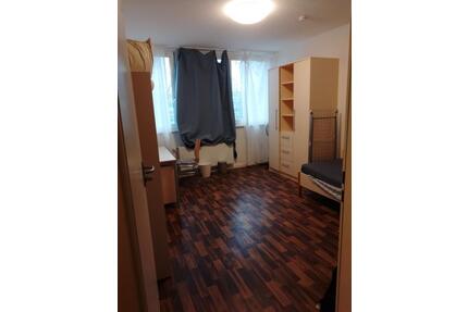 Zimmer zu Untermiete für einen Monat (Mai) - Leipzig Mitte