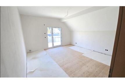 Möbliertes 22 m² Zimmer mit großem Balkon – 3 Min zur Uni Soest