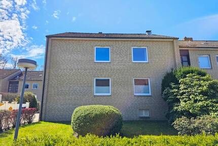 AUF 5 JAHRE BEFRISTET! Hochwertige 3 12 Zimmer Terrassen-Wohnung in bester Lage - Hamburg-Poppenbüttel