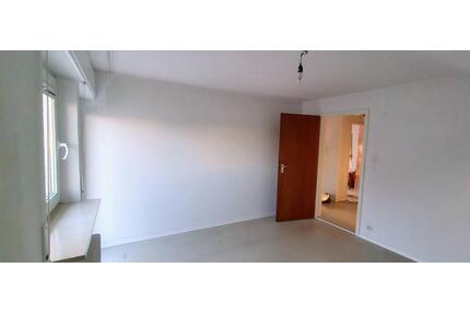 3 Zimmer Dachgeschosswohnung mit Balkon - Rheinstetten