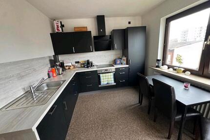VORANKÜNDIGUNG 4 Zimmer Wohnung 2 Balkone Küche 100 qm WG - Bremerhaven Mitte