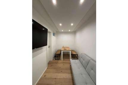 WG-Zimmer in München 700,00 € 10 m²