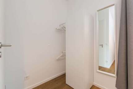 WG-Zimmer in Berlin 680,00 € 9 m²