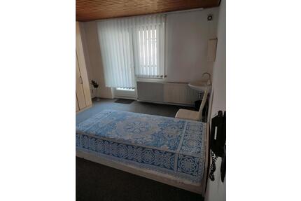 Möbliertes Zimmer in Stuttgart-Ost, Abelsbergstraße,