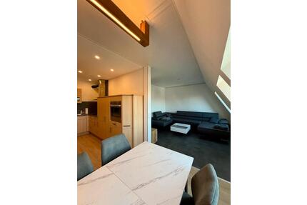 Moderne und hochwertig renovierte 2-Zimmer Dachgeschosswohnung - Breitenworbis