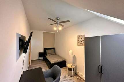 WG-Zimmer in Frankfurt am Main 460,00 € 12 m²