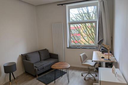 18 m² Zimmer, möbliert in moderner 3er WG mit Balkon & Parkblick - Aachen Aachen-Mitte