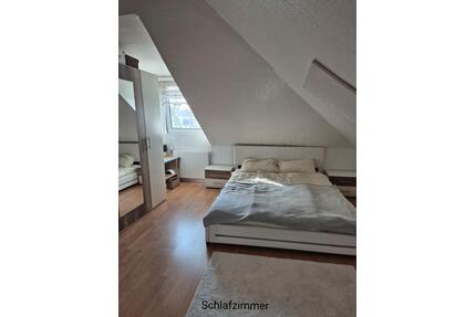 2-Zimmer Dachgeschosswohnung zum vermieten – ab sofort - Krefeld Dießem