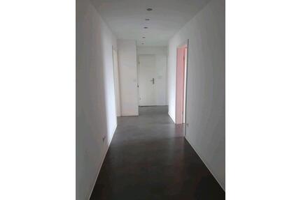 3 Zimmer Wohnung zu vermieten - 690,00&nbsp;EUR Kaltmiete, ca.&nbsp; 78,00&nbsp;m&sup2; in Recklinghausen (PLZ: 45661) Grullbad
