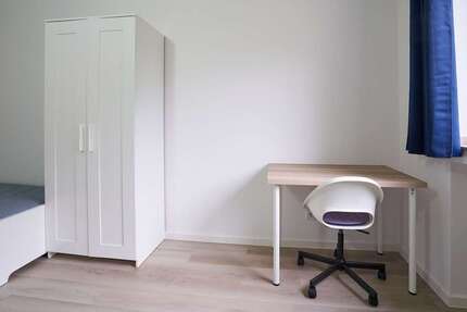 WG-Zimmer in Düsseldorf 619,00 € 10 m²