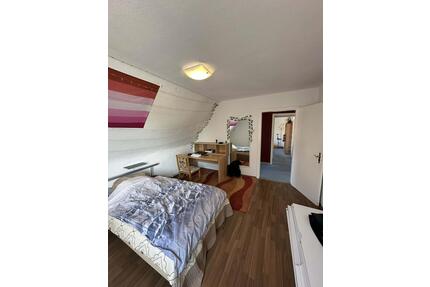 4 Zimmer mit 79 m² im OG eines Einfamilienhaus zu vermieten - Sulingen