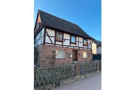 2-3 Zimmer Wohnung 70 m² Spielplatzlage Sanierung Harklenbeck - Hemmingen