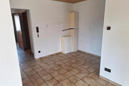 Mietwohnung 2-Zimmer 66m2 - 700,00&nbsp;EUR Kaltmiete, ca.&nbsp; 66,00&nbsp;m&sup2; in Leutenbach (PLZ: 71397)
