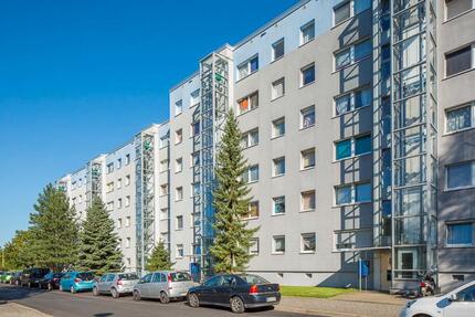 Schöne 3-Zimmerwohnung mit Balkon im Erdgeschoß! - Dresden Prohlis