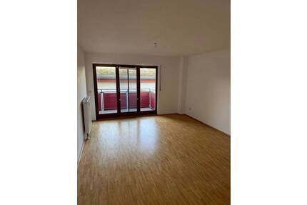 MT an CS 12.5 Helle 2 Zimmer Wohnung mit Balkon in ruhiger Lage Karben