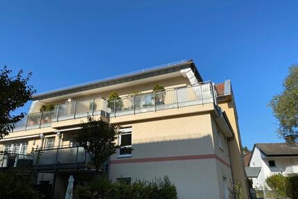 Single-Seniorenwohnung - 900,00&nbsp;EUR Kaltmiete, ca.&nbsp; 61,00&nbsp;m&sup2; in Hofheim am Taunus (PLZ: 65719)