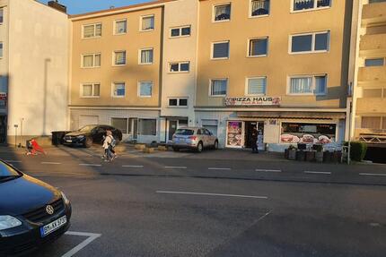 WESSELING ZENTRAL 2 ZIMMER KÜCHE DIELE BAD WOHNUNG SOFORT FREI