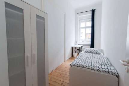 WG-Zimmer in Berlin 630,00 € 10 m²