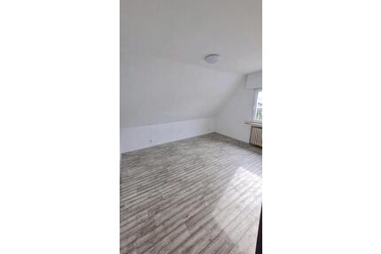 3 Zimmer Wohnung - 900,00&nbsp;EUR Kaltmiete, ca.&nbsp; 57,00&nbsp;m&sup2; in Troisdorf (PLZ: 53844) Bergheim