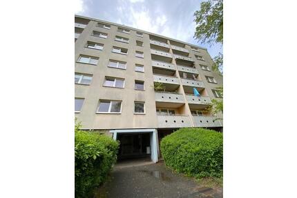 Sanierte 3 Zimmer Wohnung mit Balkon in bester Lage Dietzenbach