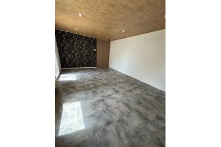 3 Zimmer Wohnung in Adelebsen - 700,00&nbsp;EUR Kaltmiete, ca.&nbsp; 92,50&nbsp;m&sup2; in Adelebsen (PLZ: 37139)
