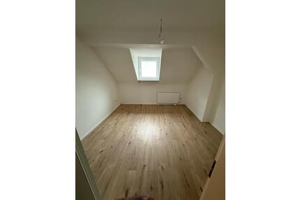 Moderne 3- Zimmer Wohnung mit 82qm zentral in Essen Huttrop