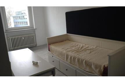 WG Zimmer in Vierer WG - 350,00&nbsp;EUR Kaltmiete, ca.&nbsp; 18,56&nbsp;m&sup2; in Osnabrück (PLZ: 49074)