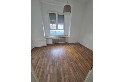 Helle 3-Zimmer Wohnung in Seifenstr. 12, Wuppertal-Oberbarmen! 730 €