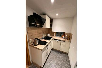 2 Zimmer Wohnung in Marburg - 1.030,00&nbsp;EUR Kaltmiete, ca.&nbsp; 50,00&nbsp;m&sup2; in Lahntal (PLZ: 35094)