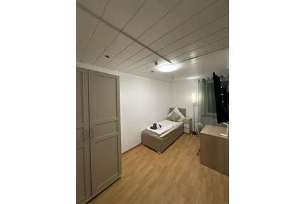 WG-Zimmer in Offenbach am Main 650,00 € 14 m²