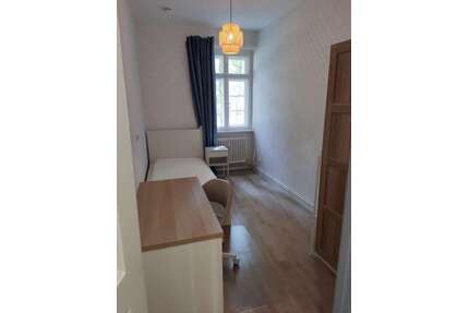 WG-Zimmer in Berlin 600,00 € 10 m²