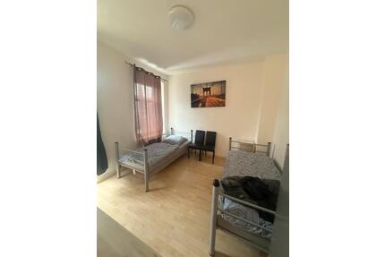 Möblierte 2-Zimmer-Wohnung mit Balkon im Zentrum von Chemnitz - Leipzig Nord