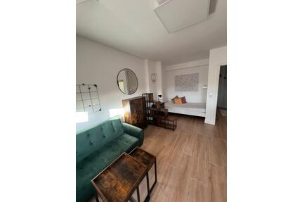 1 Zimmer Wohnung in Remscheid - 550,00&nbsp;EUR Kaltmiete, ca.&nbsp; 32,00&nbsp;m&sup2; in Remscheid (PLZ: 42897) Gemarkung Bergisch Born