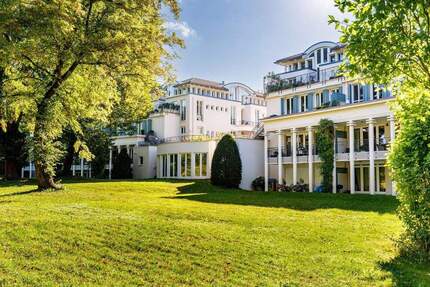Lake Side - Idyllische Wohnung mit Terrasse in repräsentativer Wohngemeinschaft am Hundekehlesee - Berlin Grunewald