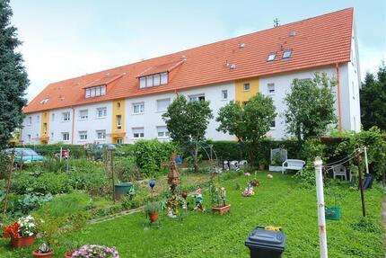 Wohnen in Wiesloch: 2 Zimmer im EG mit Balkon