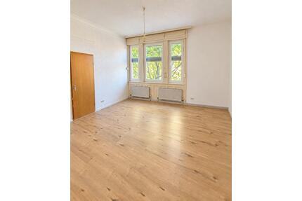 Großes 18-m²-WG-Zimmer in Stuttgart-Feuerbach – 485 € warm