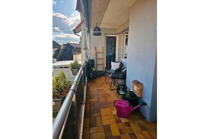 4 Zimmer Wohnung in Malmsheim - 1.080,00&nbsp;EUR Kaltmiete, ca.&nbsp; 90,00&nbsp;m&sup2; in Renningen (PLZ: 71272)