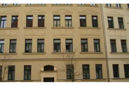 Sanierte Altbau-3Rm-Wohng. mit Balkon auf ca.74m2 3.OG - Leipzig Südost