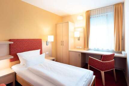 WG-Zimmer in Darmstadt 720,00 € 14 m²