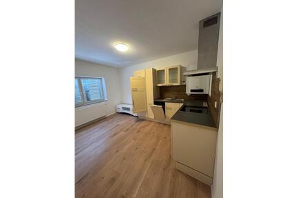 Möblierte 2 Zimmer Wohnung in Rottenburg am Neckar,