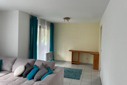 Ab März! Moderne 2,5 Zimmer Wohnung (ca.74m2) mit EBK, Balkon, TG - Aalen Attenhofen