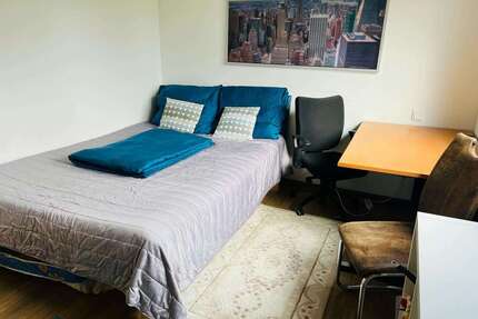 WG-Zimmer in Eschborn 700,00 € 13 m²