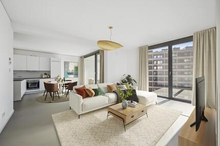 Live Central – Komfortables 3-Zimmer-Apartment mit Loggia und Balkon in den Colonnades - Berlin Mitte