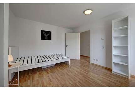 WG-Zimmer in Stuttgart 435,00 € 13 m²