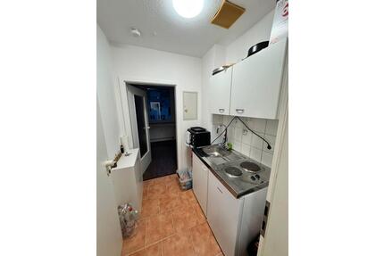 Freundliche 1 Zimmer Wohnung zentral gelegen in Fürth mit Küchenzeile !