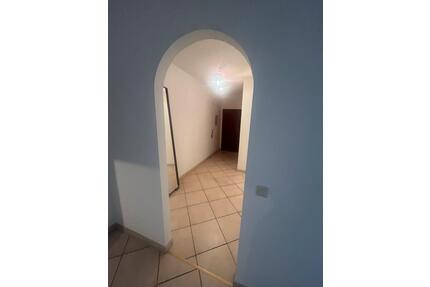 2,5 Zimmer Wohnung Maikammer - 630,00&nbsp;EUR Kaltmiete, ca.&nbsp; 74,00&nbsp;m&sup2; in Maikammer (PLZ: 67487)