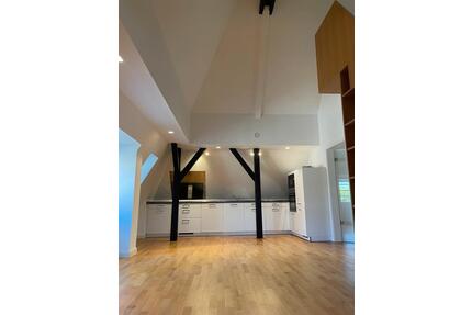 Exklusive 2-Zimmer Wohnung, Einbauküche, Gäste-WC, KFZ-Stellplatz - Neuenhaus