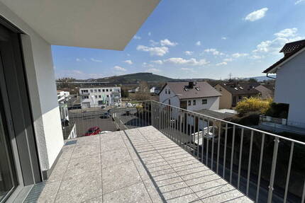 Erstbezug: Premium 3-Zimmer Neubauwohnung A+| Süd-Balkon & Festungsblick | EBK & Aufzug - Zell am Main