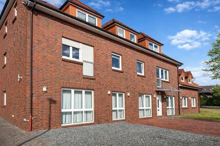 Schöne 3-Zimmer Wohnung mit großer Dachterrasse zentral in Jever